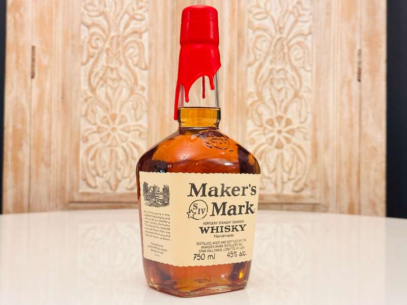 Makers Mark Handmade Kentucky Straight Collectable Bourbon Whisky
