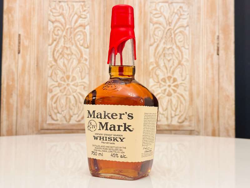 Makers Mark Handmade Kentucky Straight Collectable Bourbon Whisky