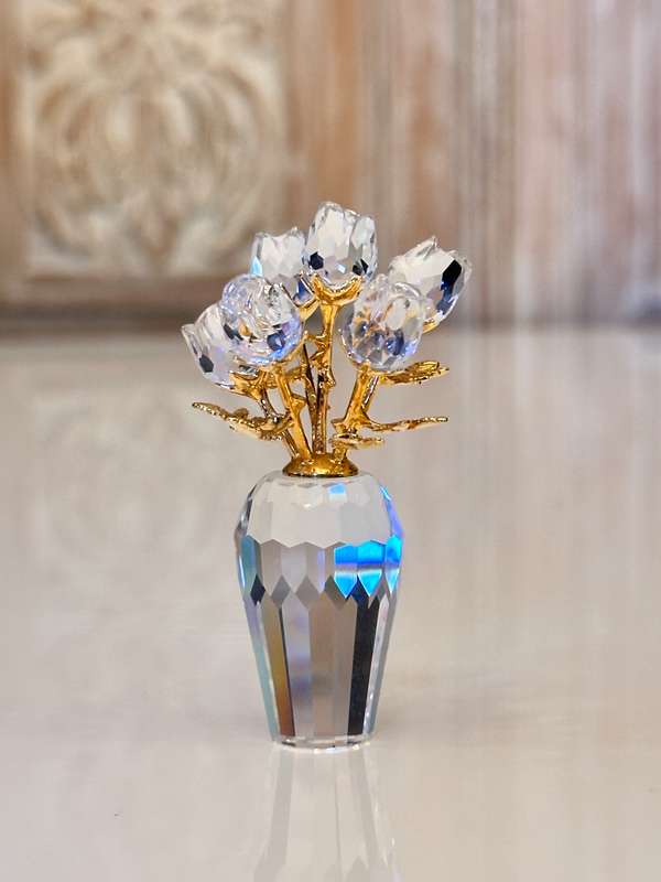 Exquisite Vintage SWAROVSKI Rose Bouquet Collectable