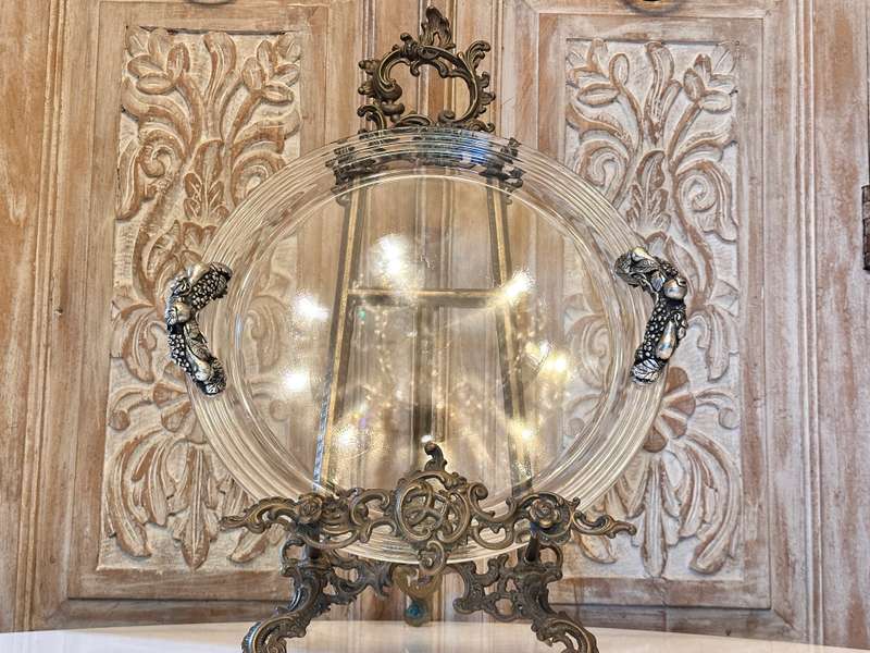 Exquisite Vintage Statement Piece