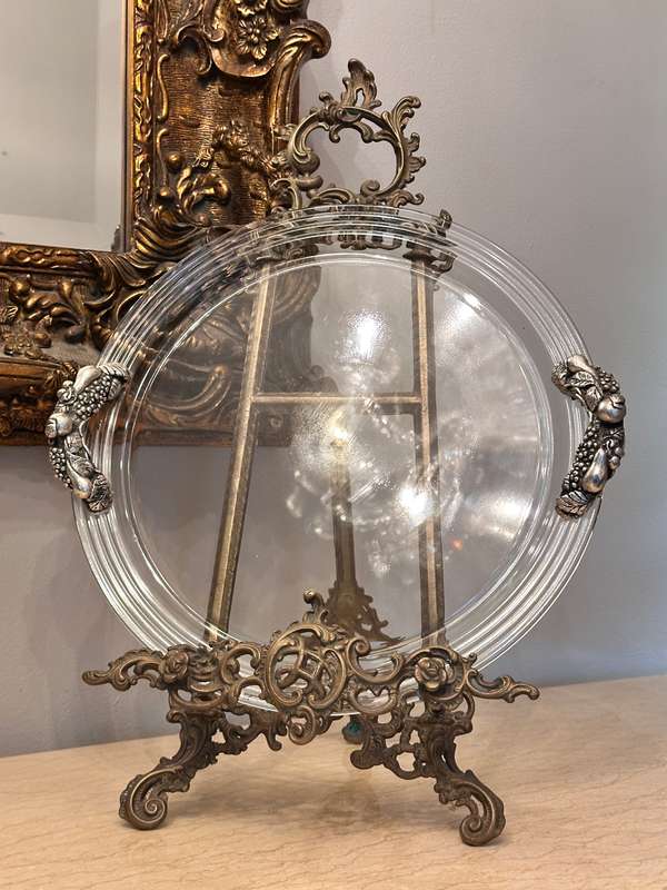 Exquisite Vintage Statement Piece