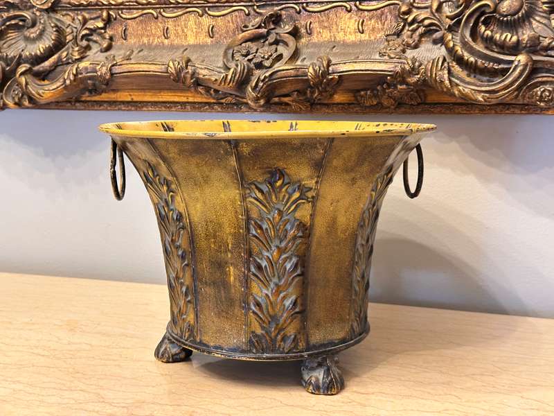 Exquisite Vintage Ornate Decor Statement Piece
