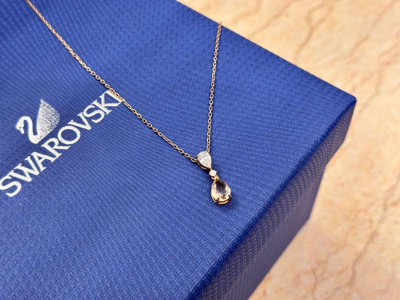 SWAROVSKI Statement Necklace