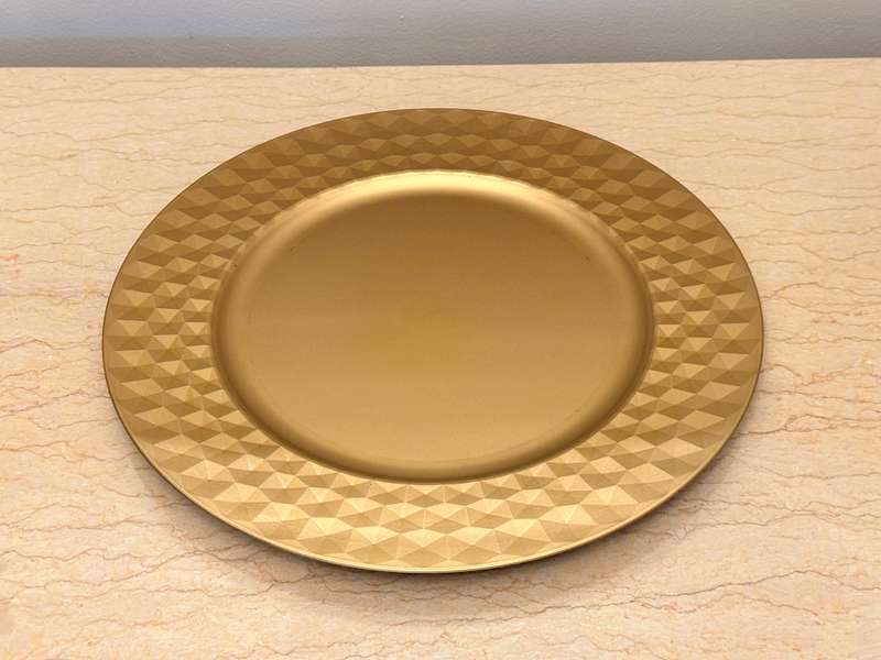 EXQUISITE DESIGN GOLD UNDER PLATES - SET OF 6
