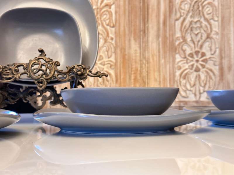 Elegant Premium Stoneware Set