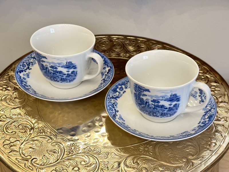 RARE VINTAGE STAFFORDSHIRE ENGLAND CUP SET OF 2