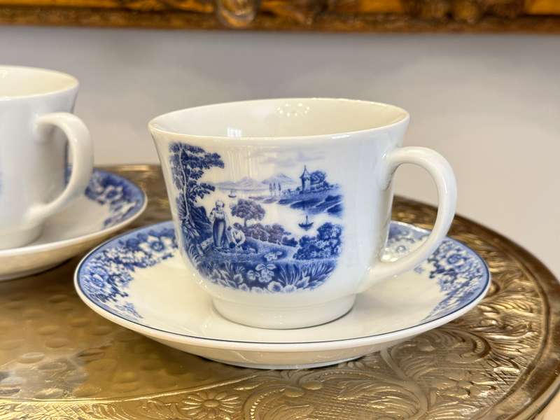 RARE VINTAGE STAFFORDSHIRE ENGLAND CUP SET OF 2