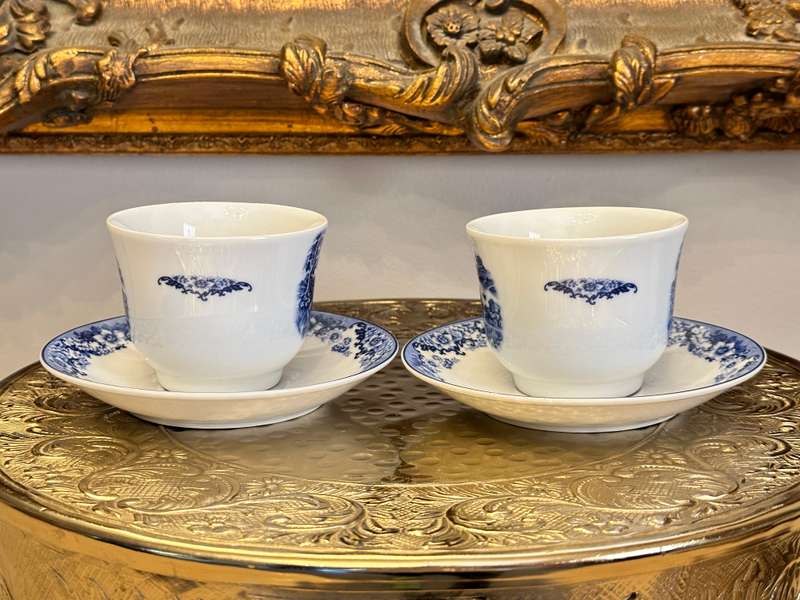 RARE VINTAGE STAFFORDSHIRE ENGLAND CUP SET OF 2