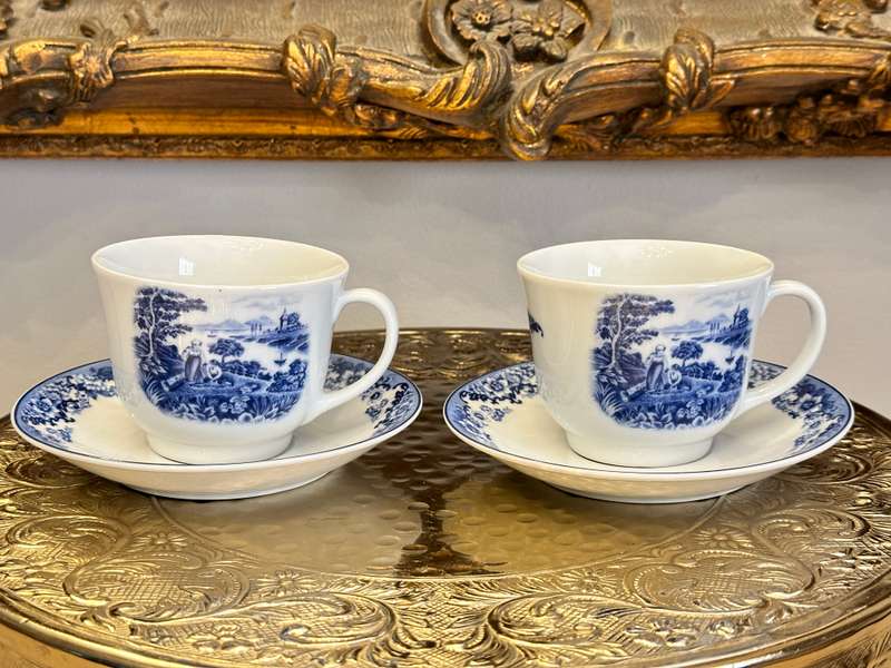 RARE VINTAGE STAFFORDSHIRE ENGLAND CUP SET OF 2