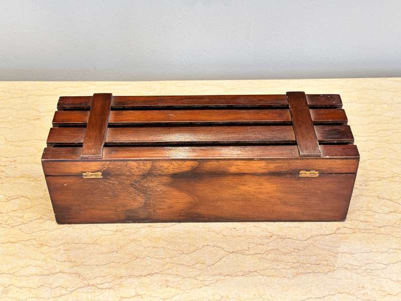 VINTAGE WOODEN WINE BOX
