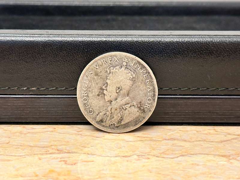 ULTRA RARE 1936 2 SHILLING COLLECTABLE COIN
