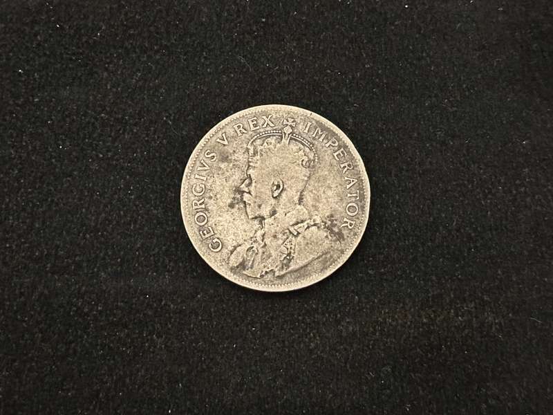 ULTRA RARE 1936 2 SHILLING COLLECTABLE COIN