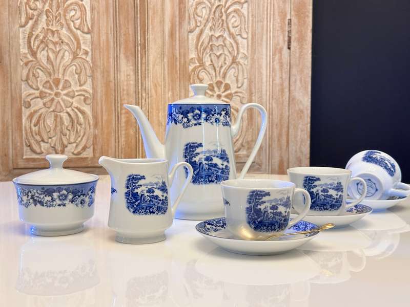 Beautiful Vintage William & James Staffordshire Porcelain Tea Set