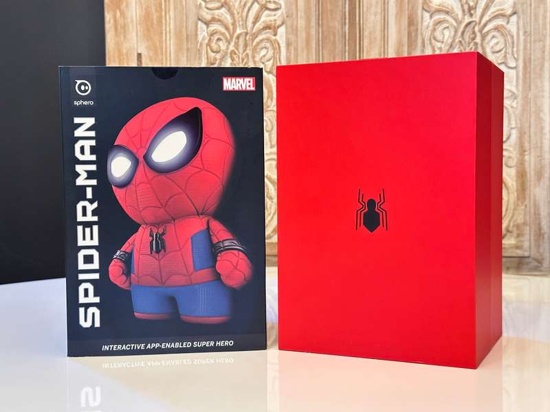 Sphero MARVEL Interactive Talking Spider Man Collectable in Original Box