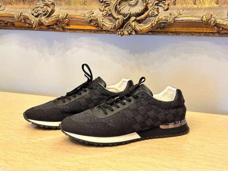Exclusive LOUIS VUITTON Damier Sneakers