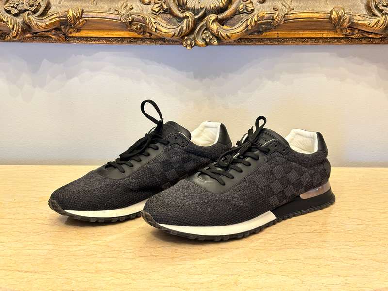 Exclusive LOUIS VUITTON Damier Sneakers