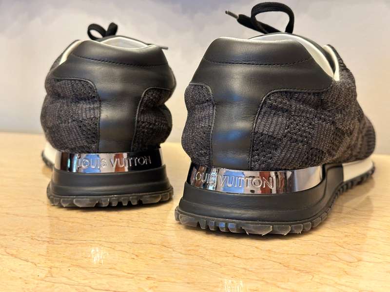 Exclusive LOUIS VUITTON Damier Sneakers