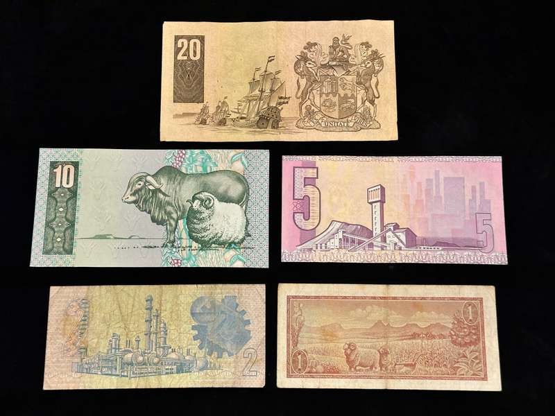 Set of Collectable RSA Notes