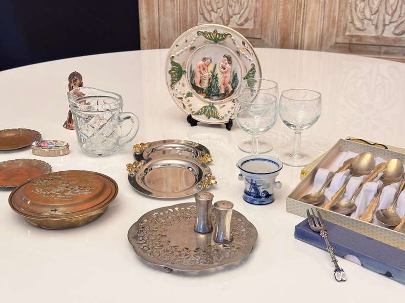 Vintage collectables lot