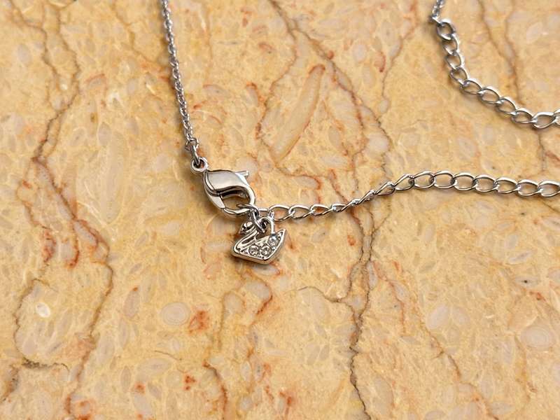 Beautiful SWAROVSKI Necklace - Ultimate Showpiece