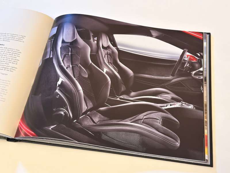 Official FERRARI Collectable book