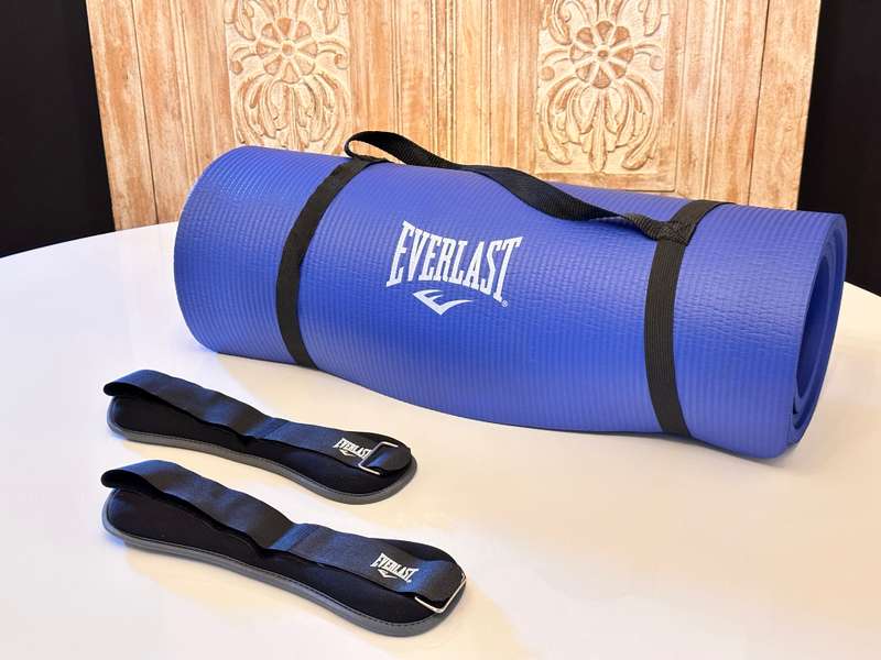 Everlast 10mm Fitness Mat with Everlast Weights