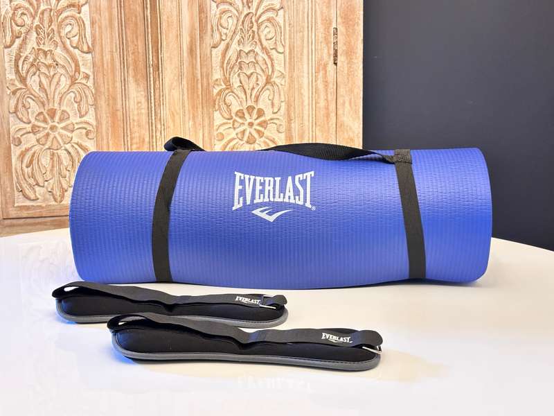 Everlast 10mm Fitness Mat with Everlast Weights