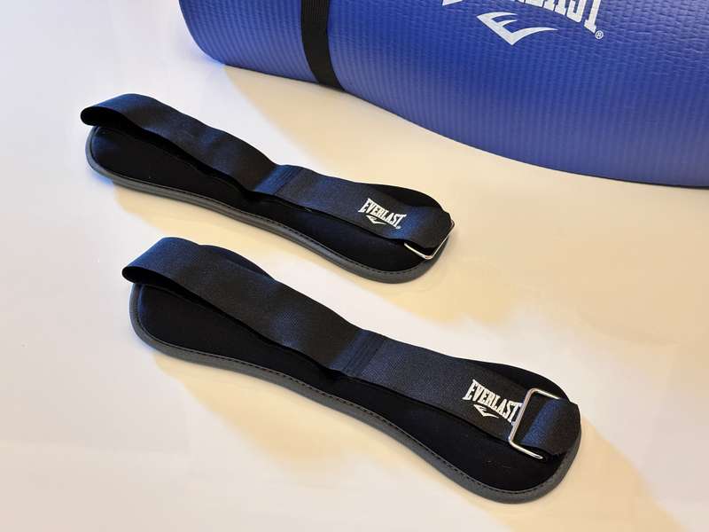 Everlast 10mm Fitness Mat with Everlast Weights