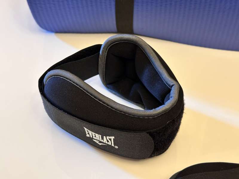 Everlast 10mm Fitness Mat with Everlast Weights
