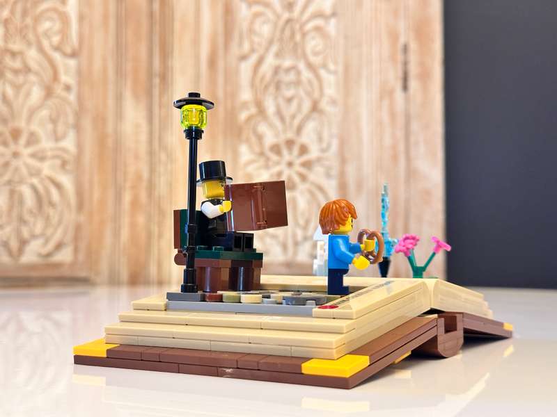 Iconic LEGO Retired Collectable Set