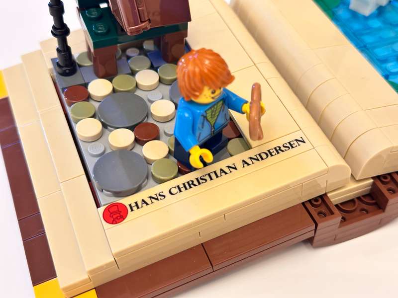 Iconic LEGO Retired Collectable Set