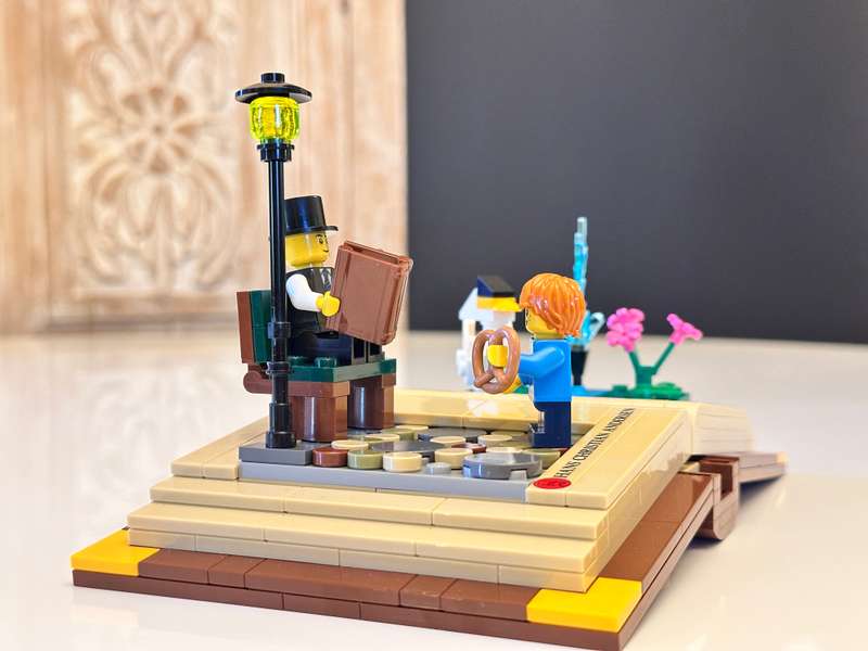 Iconic LEGO Retired Collectable Set