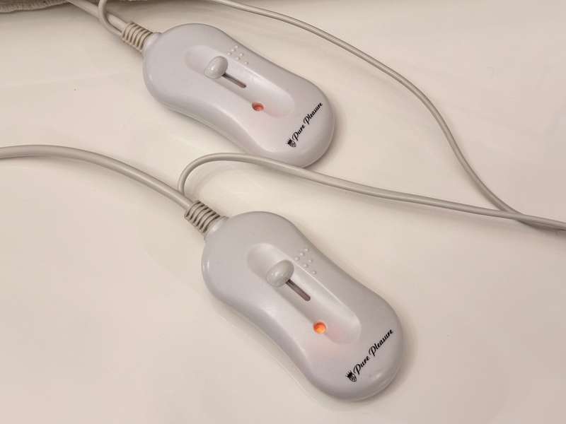 Pure Pleasure Dual Zone Electric Blanket