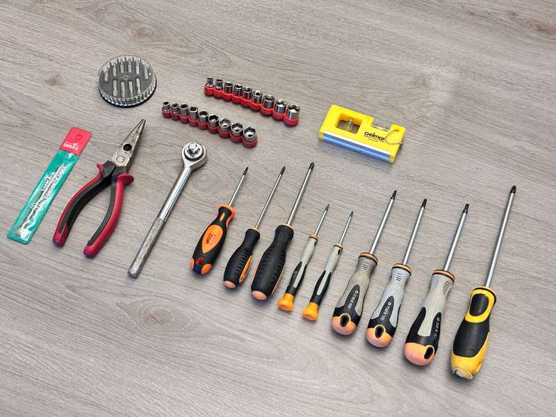 Tool Selection Lot