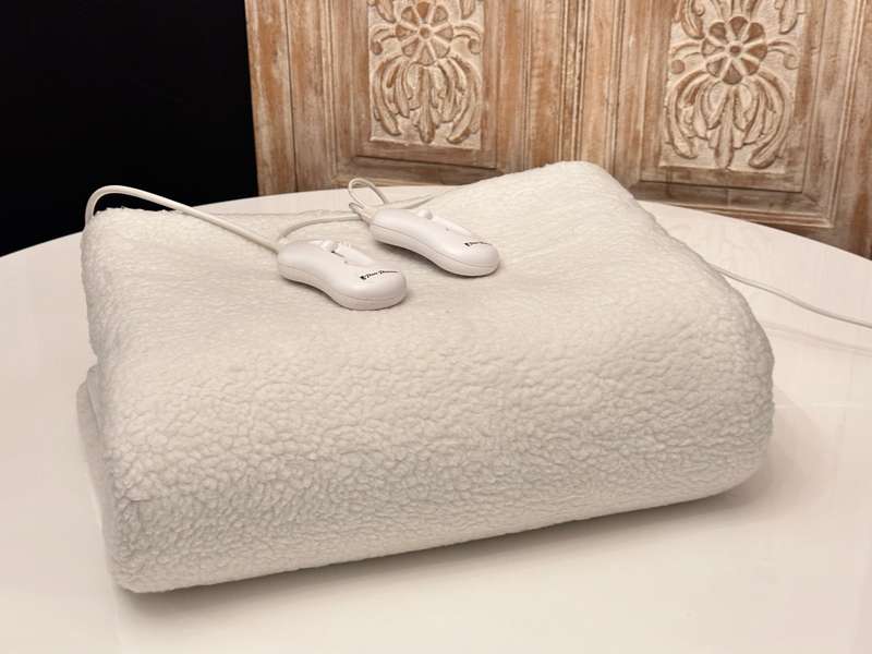 Pure Pleasure Dual Zone Electric Blanket