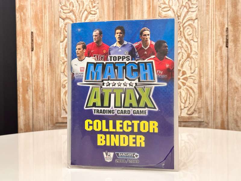 Match Attax Premier League 2008/2009 Collectors Binder with 327 Cards
