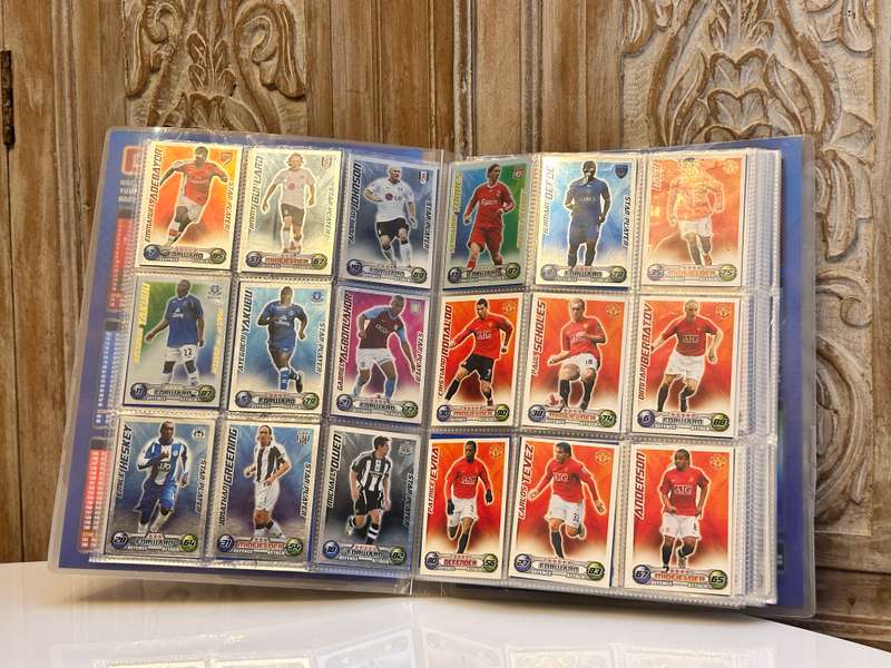 Match Attax Premier League 2008/2009 Collectors Binder with 327 Cards