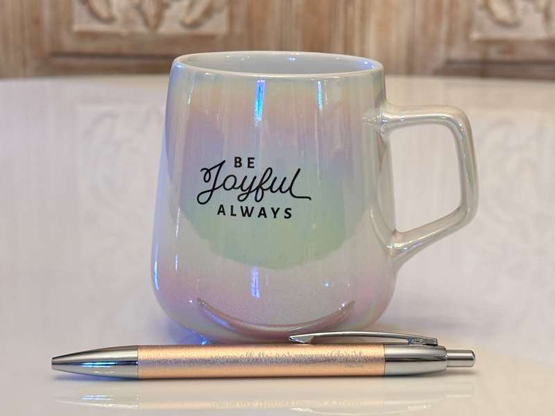 Beautiful Pearl Glaze Mug & Pen set