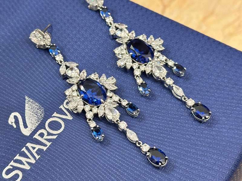 SWAROVSKI Showstopper Earrings