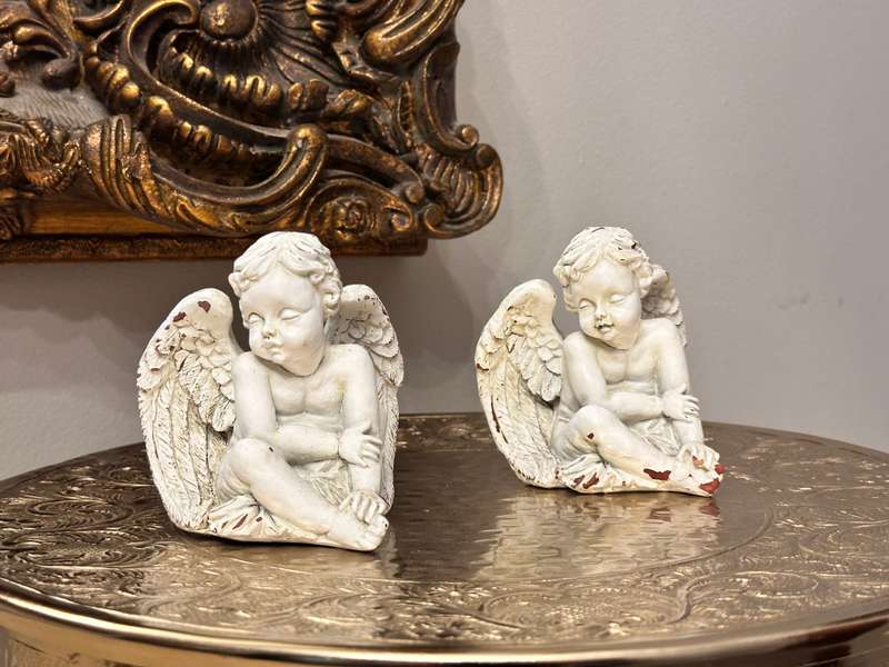 Exquisite Vintage Cherubs