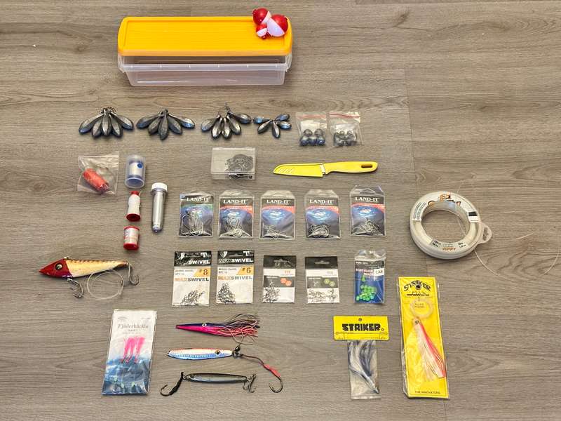 HUGE FISHING Tackle Lot