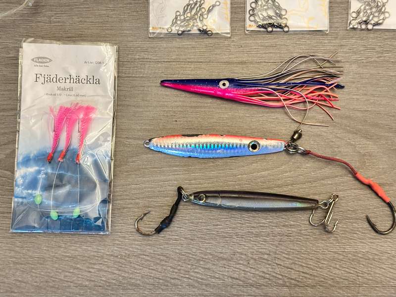 HUGE FISHING Tackle Lot