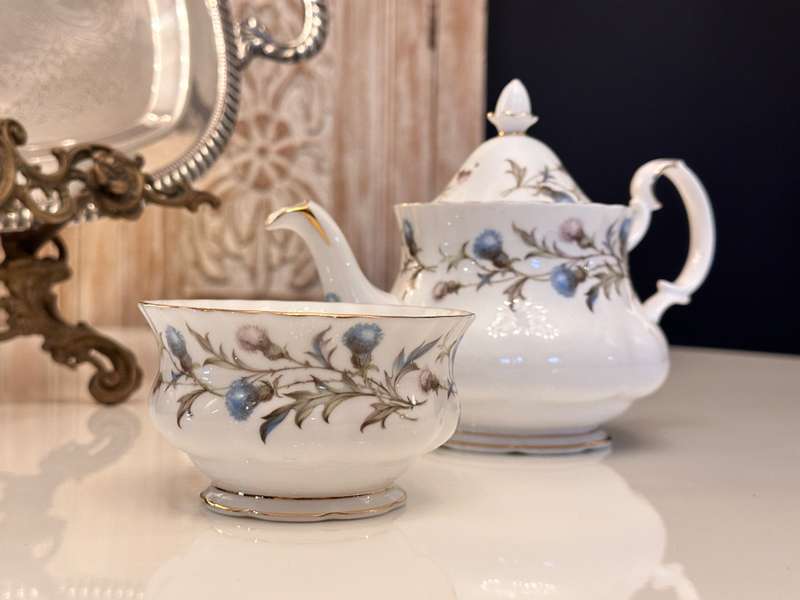 Royal Albert Brigadoon Tea pot & Sugar Bowl