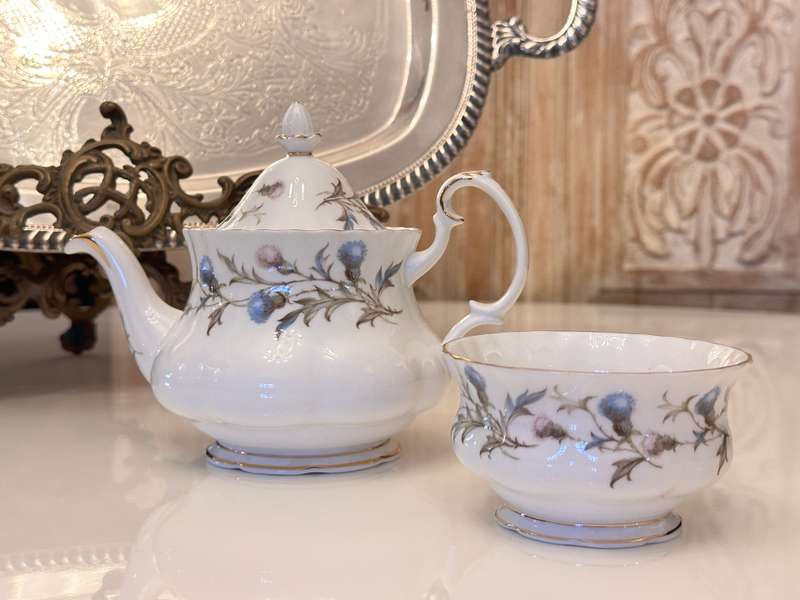 Royal Albert Brigadoon Tea pot & Sugar Bowl
