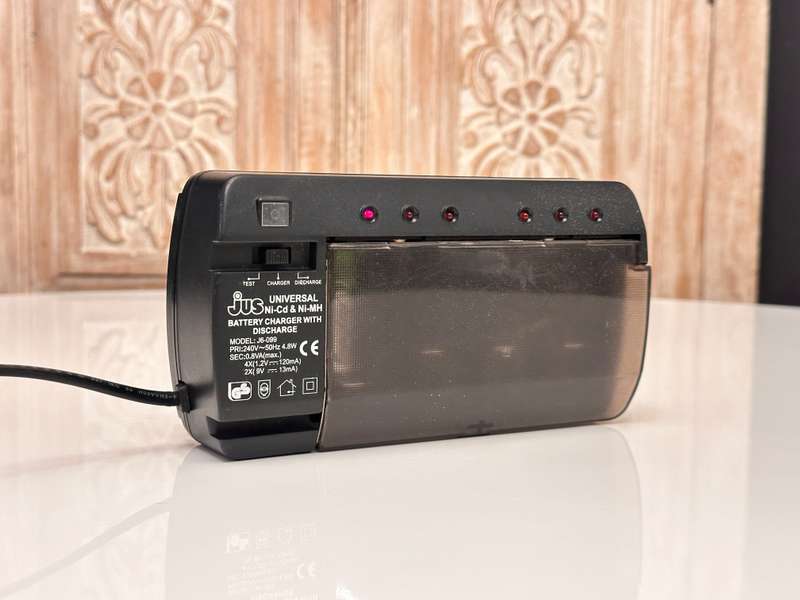 Universal Battery Charger