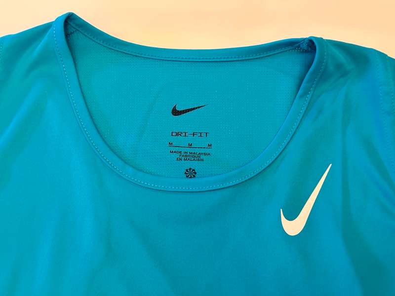 NIKE Dri-Fit Womens Active Shirt