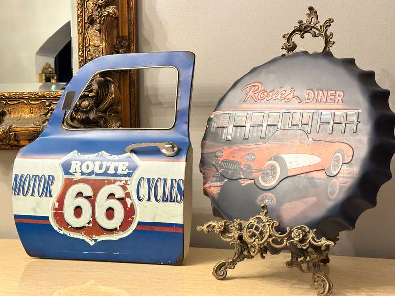 Iconic ROUTE 66 - CORVETTE Collectables