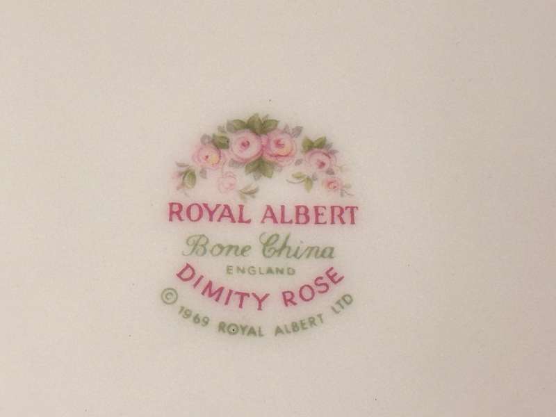 Royal Albert Dimity Rose Large Tea Pot & Cake Plate