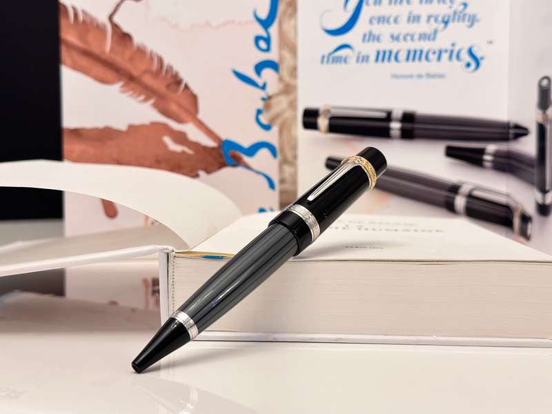 MONTBLANC Limited Edition - Writers Edition Honore de Balzac in Orginal Case with Certificate