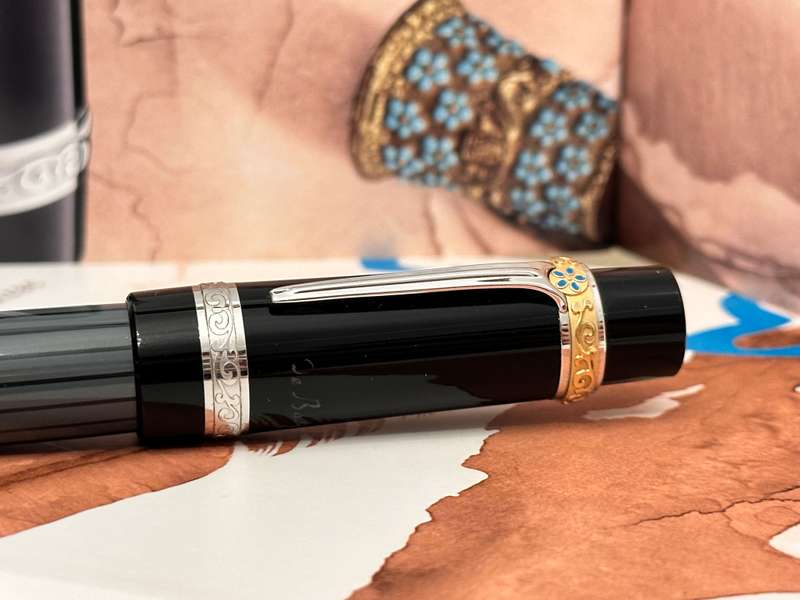 MONTBLANC Limited Edition - Writers Edition Honore de Balzac in Orginal Case with Certificate